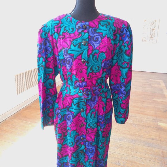 Vintage silk Button-Front floral midi dress with matching belt - Picture 10 of 11